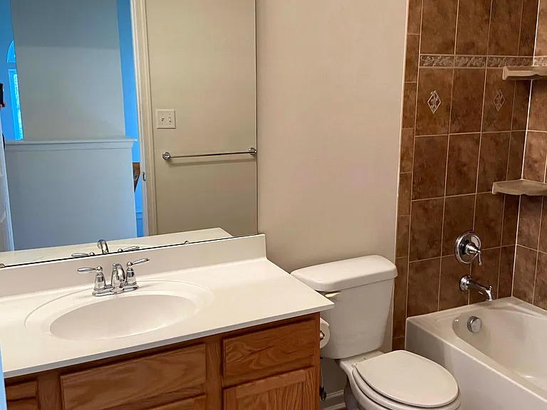 1768 Winsford Ct — Photo 29