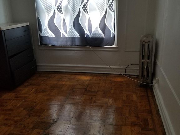 2nd image of 1258 Noble Ave