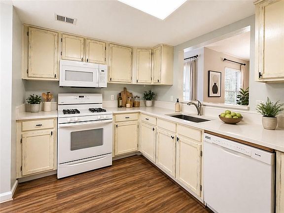 3rd image of 4097 Whitehall Way