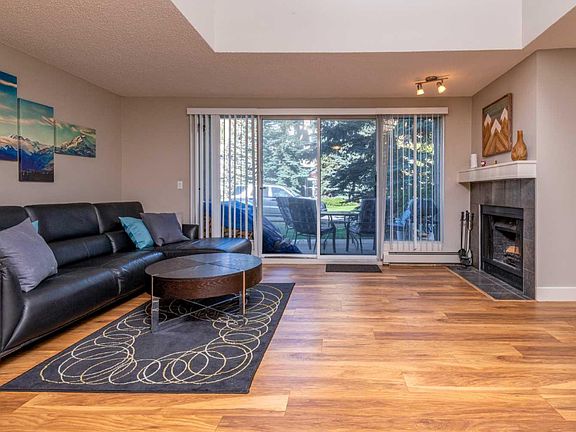 5th image of 122 Village Hts SW #9