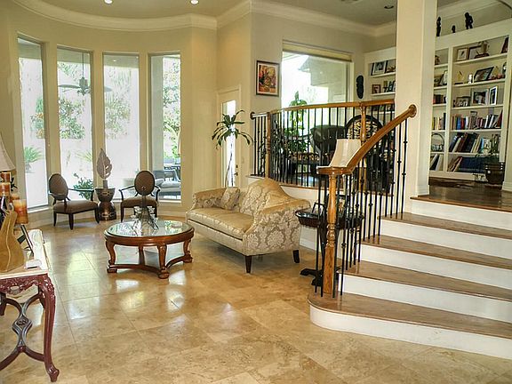 4th image of 1605 Heather Springs Ln