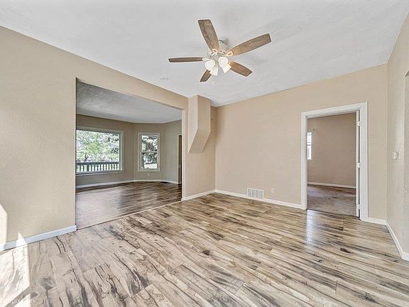 5th image of 2023 W Sharp Ave