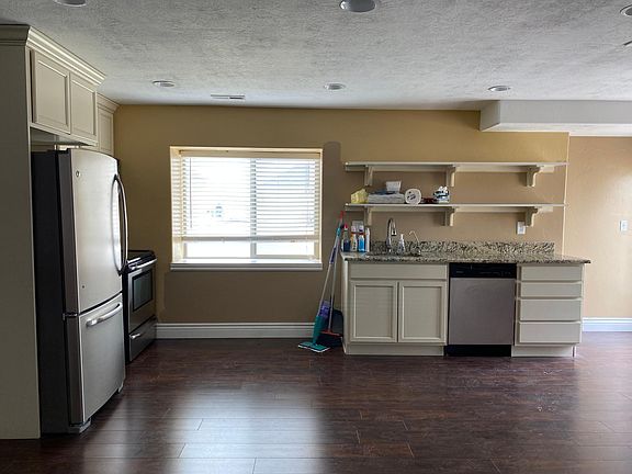 3rd image of 1232 S Regal View Dr #Dwn