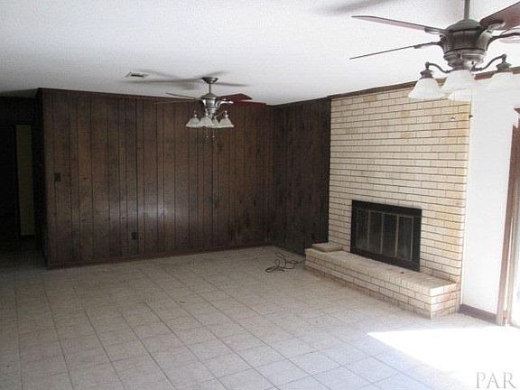 5th image of 4015 King Arthur Dr