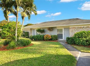 654 Palm View Dr #3, Naples, FL 34110
