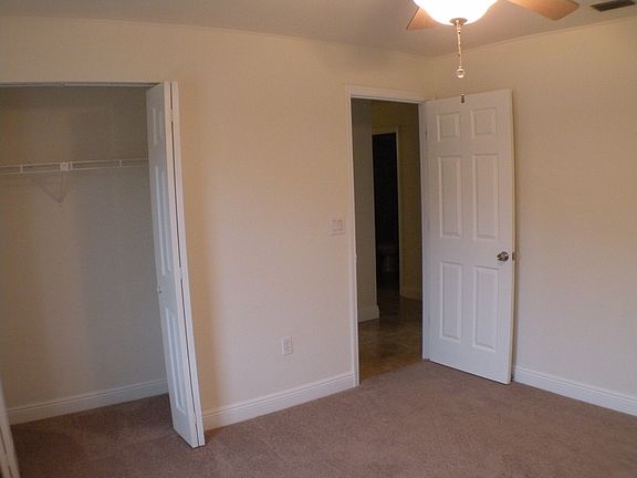 5th image of 4468 Larkspur Ct