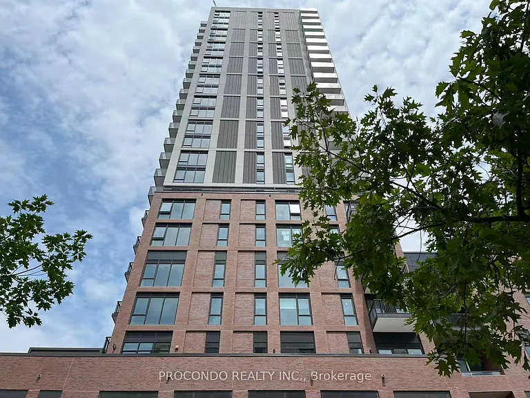 10 Oak St #2010 — Photo 1