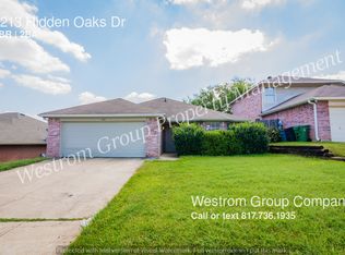 1213 Hidden Oaks Dr, Mansfield, TX 76063