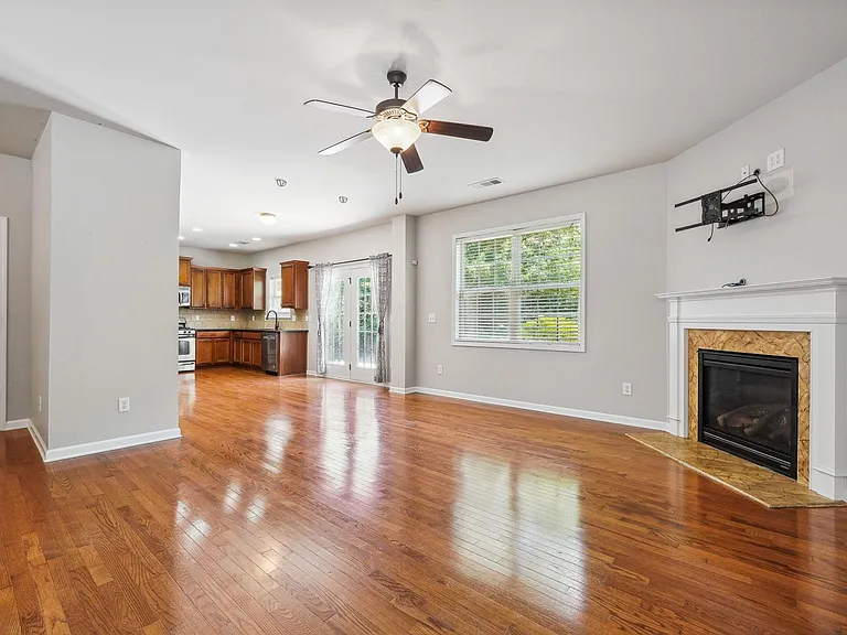 4450 Dartford Rd — Photo 23