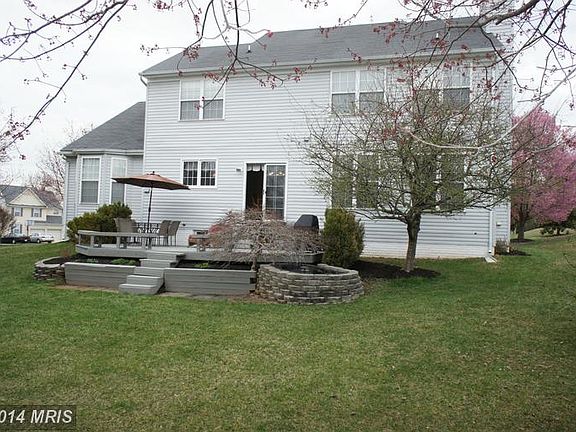 4th image of 8163 Grand Ct