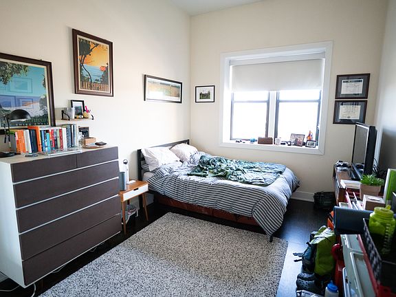 4th image of 1739 N Milwaukee Ave #4