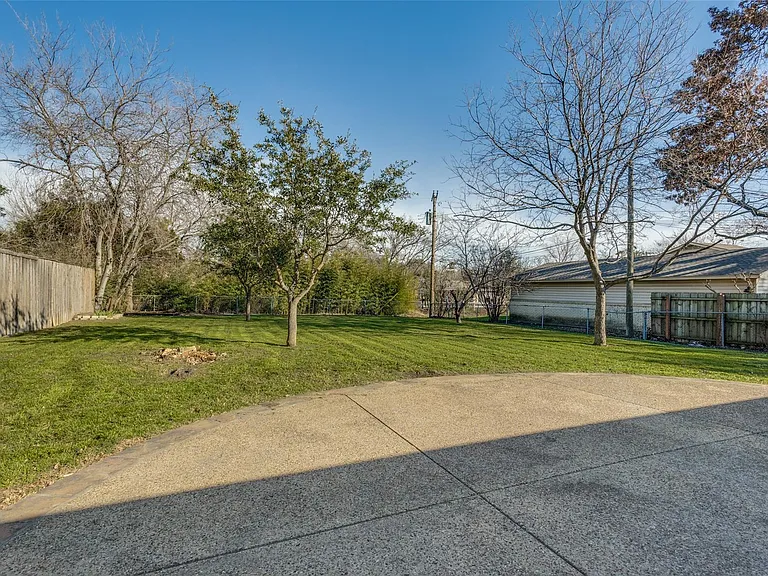 1606 W Shore Dr — Photo 21