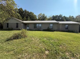 5130 S Fire Lane Rd, Pekin, IN 47165