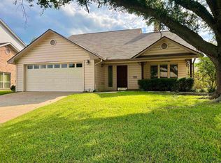 208 Spillway Dr, Longview, TX 75604