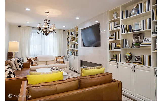 Sold by Douglas Elliman | media 27