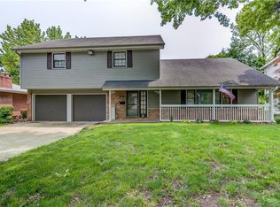 721 W Karen Ct, Decatur, IL 62526