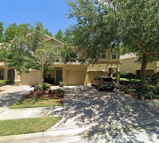 17531 Hugh Ln — Photo 1