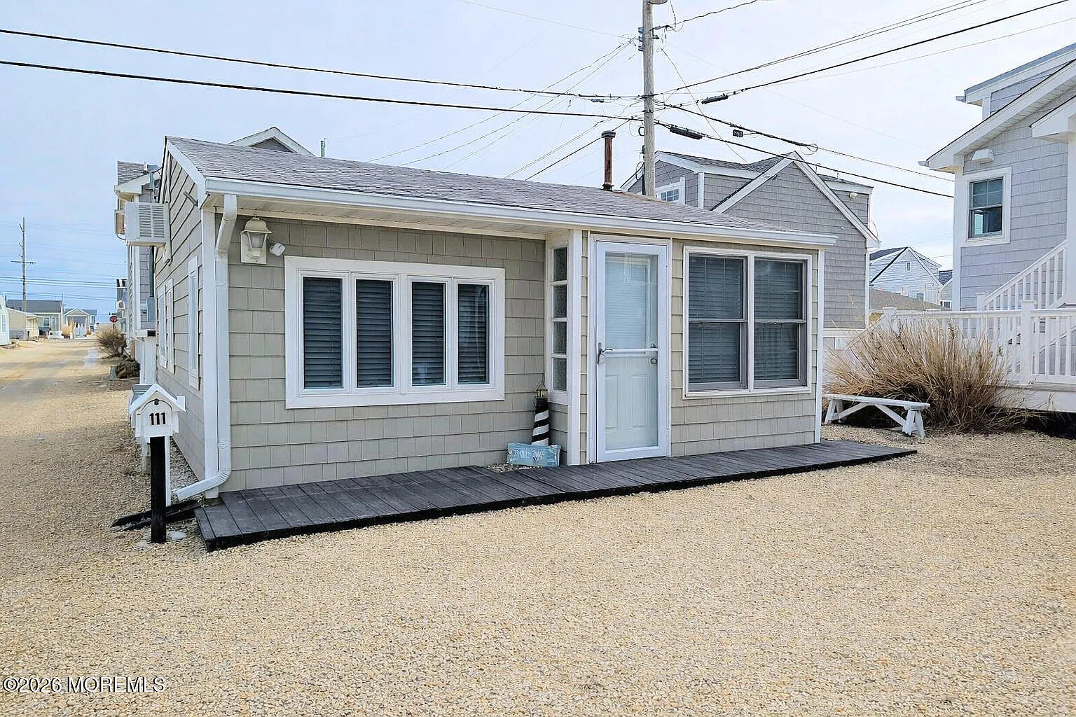 111 W Marlin Way photo 1