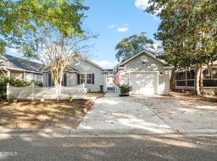 21 Caswell Ave, Beaufort, SC 29902