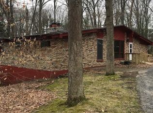 415 W Beech St, Fruitport, MI 49415