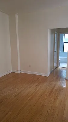 Rented by Silverstreet RE LLC | media 7