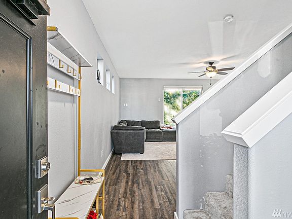 3rd image of 19018 96th Avenue Ct E