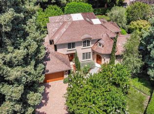 1020 Windsor Dr, Menlo Park, CA 94025