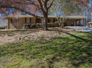 1703 Rhonda Ln, Stone Mountain, GA 30087