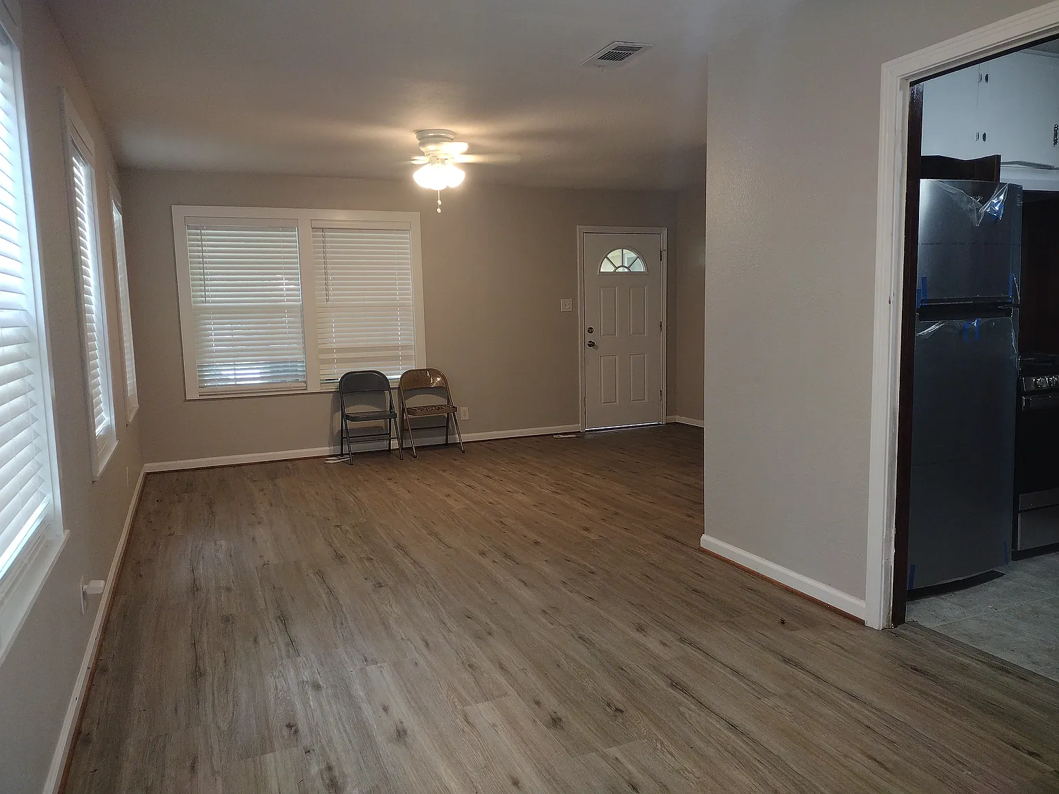 17th Ave N, Texas City — Photo 2