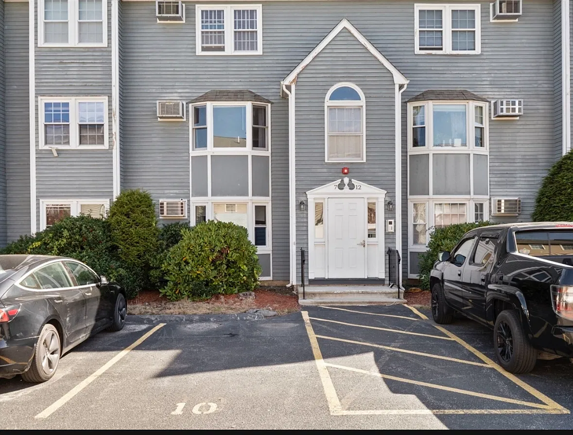 2 bed, 854 sqft, $2,500 — Photo 4