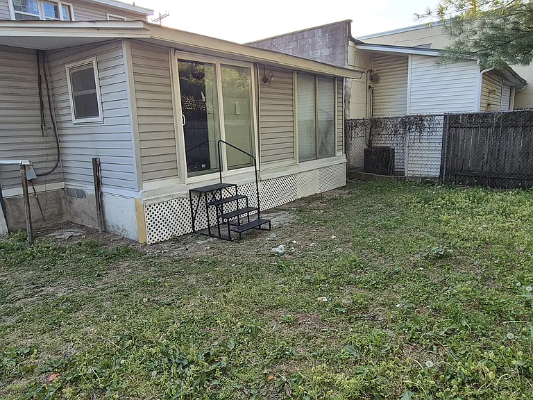 2409 S Shelby St #2 — Photo 18