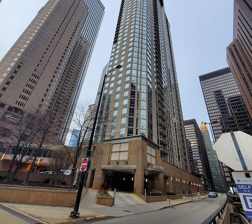 1st image of 222 N Columbus Dr APT 1210