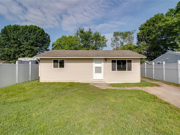 425 Ohio Ave, South Roxana, IL 62087