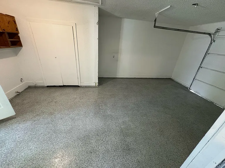 2417 Orange St — Photo 7