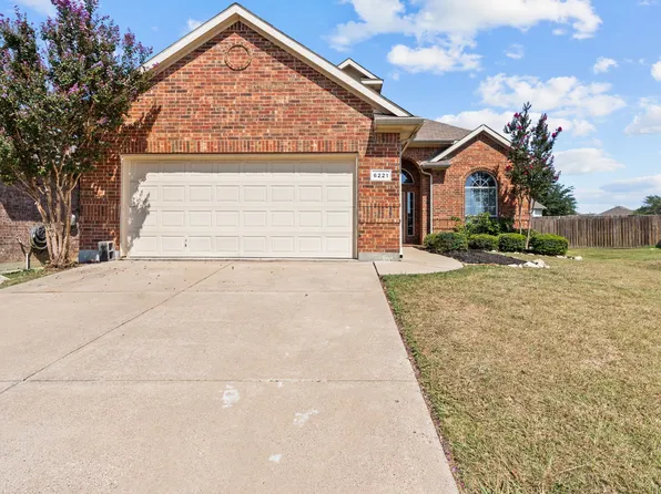 6221 Melanie Dr, Fort Worth, TX 76131