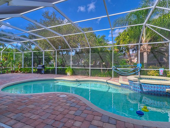 3rd image of 2851 Lake Michaela Blvd