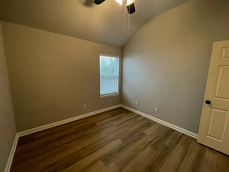 10025 Mount Rainier Dr — Photo 34
