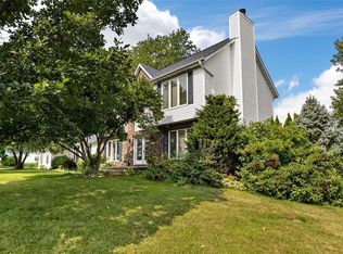 8401 Federalist Rd, Marion, IA 52302