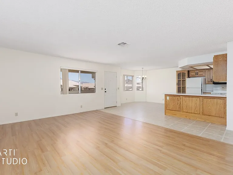 463 Mesa Blvd #201 — Photo 16
