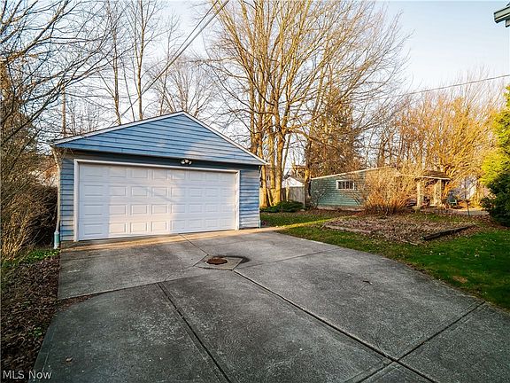 3rd image of 3403 Ormond Rd