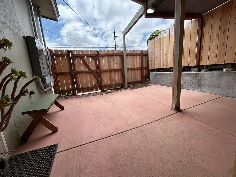 1775 Ridge View Dr — Photo 16
