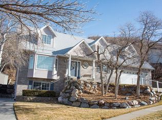 547 Woodland Dr, Farmington, UT 84025