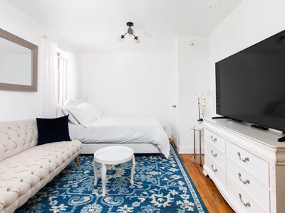 414 E 10th St APT 3C, New York, NY, 10009