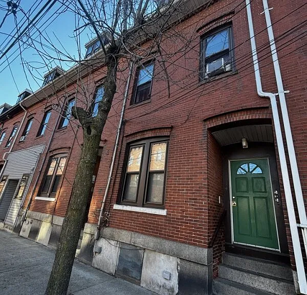 14 Medford St #1 — Photo 2