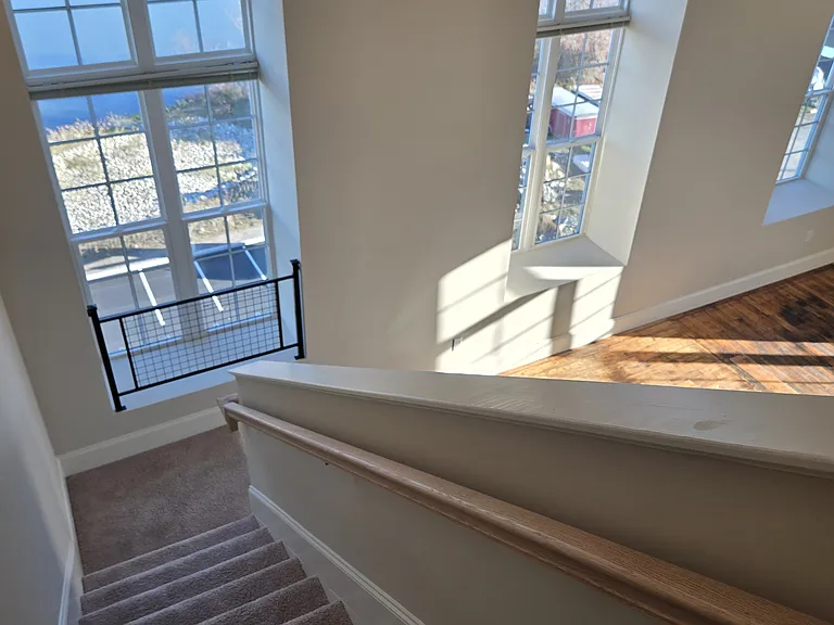 King Philip Lofts — Photo 26