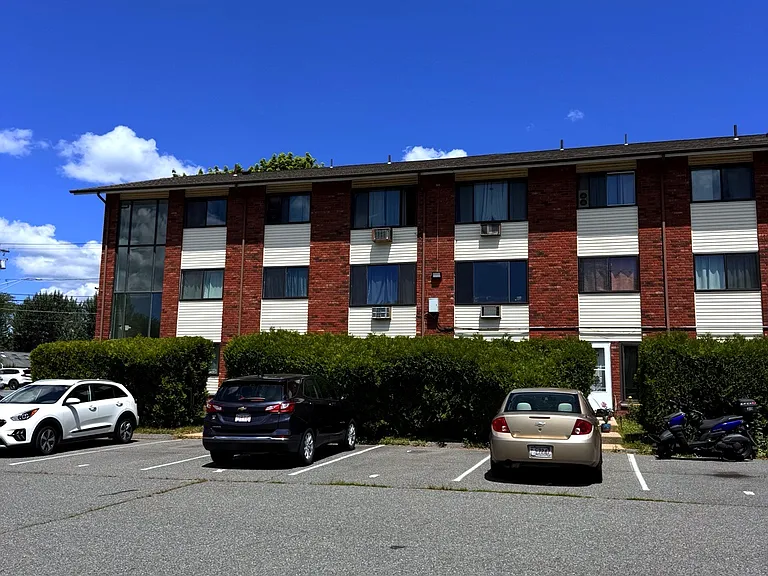 169 Washington St #311 — Photo 4