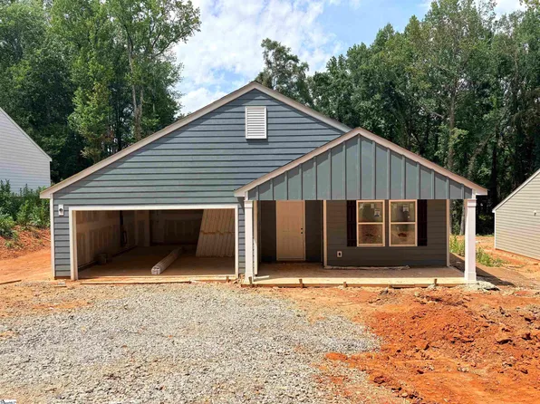 102 Decatur St #3, Simpsonville, SC 29681