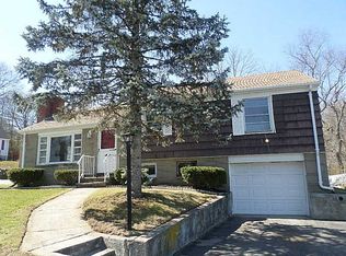 3 Emily St, Johnston, RI 02919