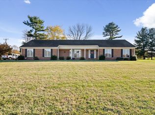 4800 Aubrey Ln, Wadesville, IN 47638
