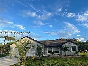 1st image of 15854 Tangelo Blvd